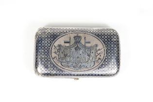 An English Niello Silver Tobacco Box Decorated with Royal Flah from the 19th Century. 95g
