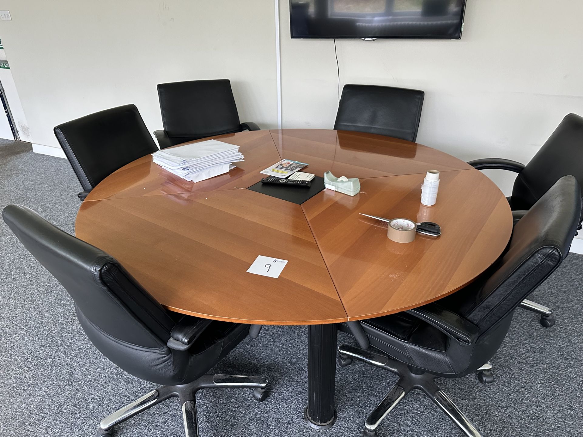 BOARDROOM TABLE 6 x CHAIRS - TABLE 1800MM DIAMETER