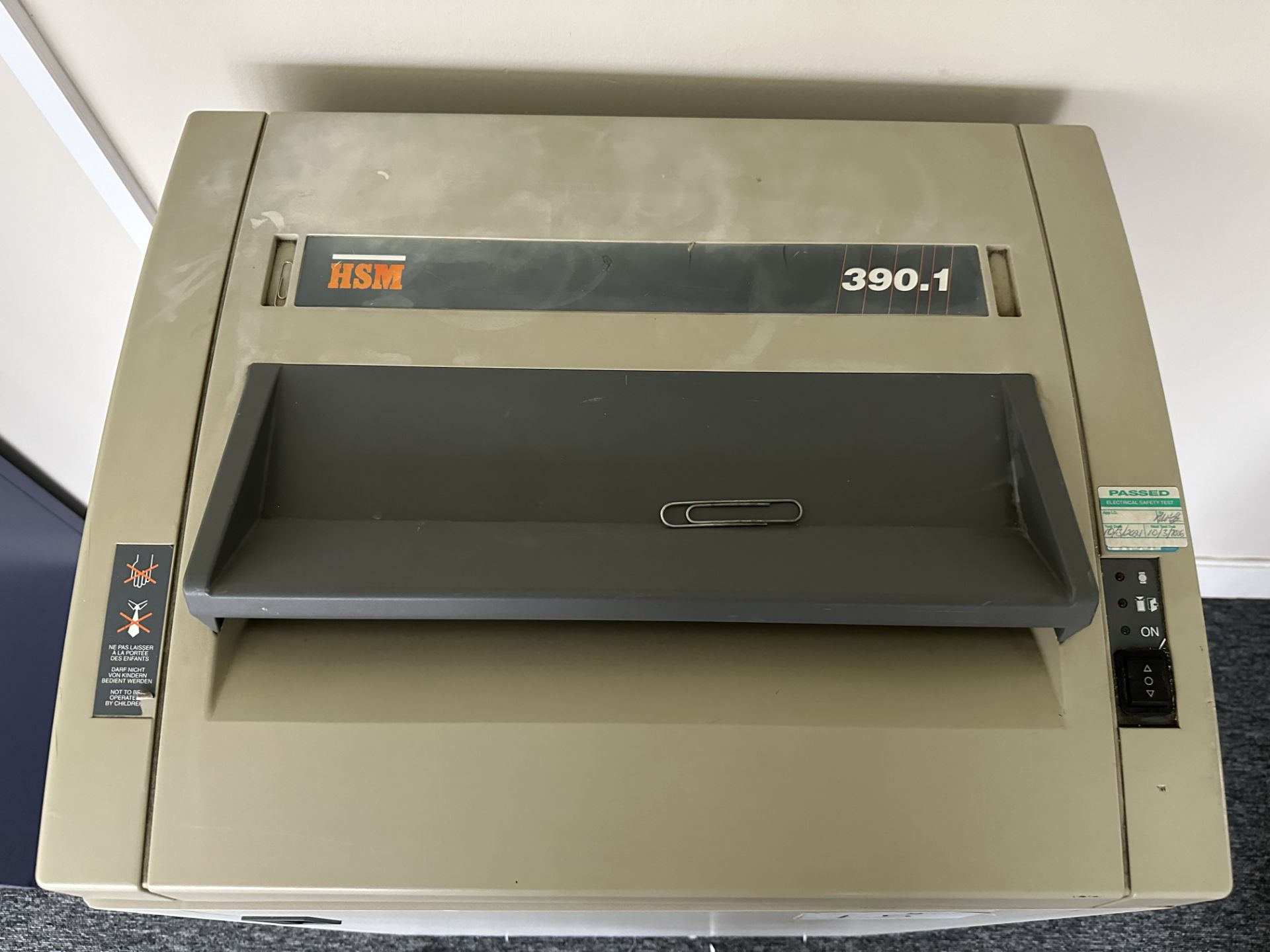 HSM 390.1 SHREDDER - Image 2 of 2