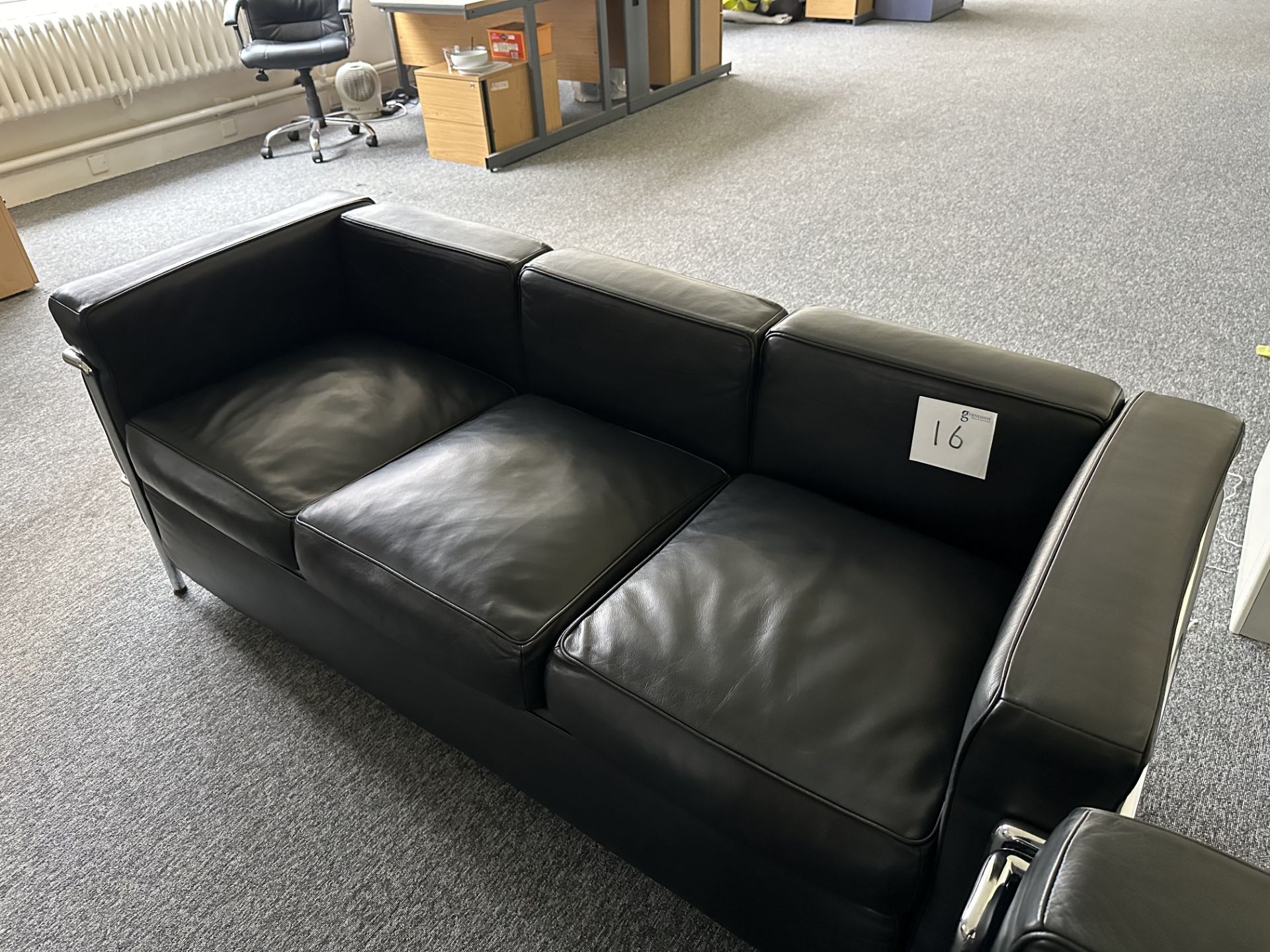 3 SEATER LEATHER SOFA