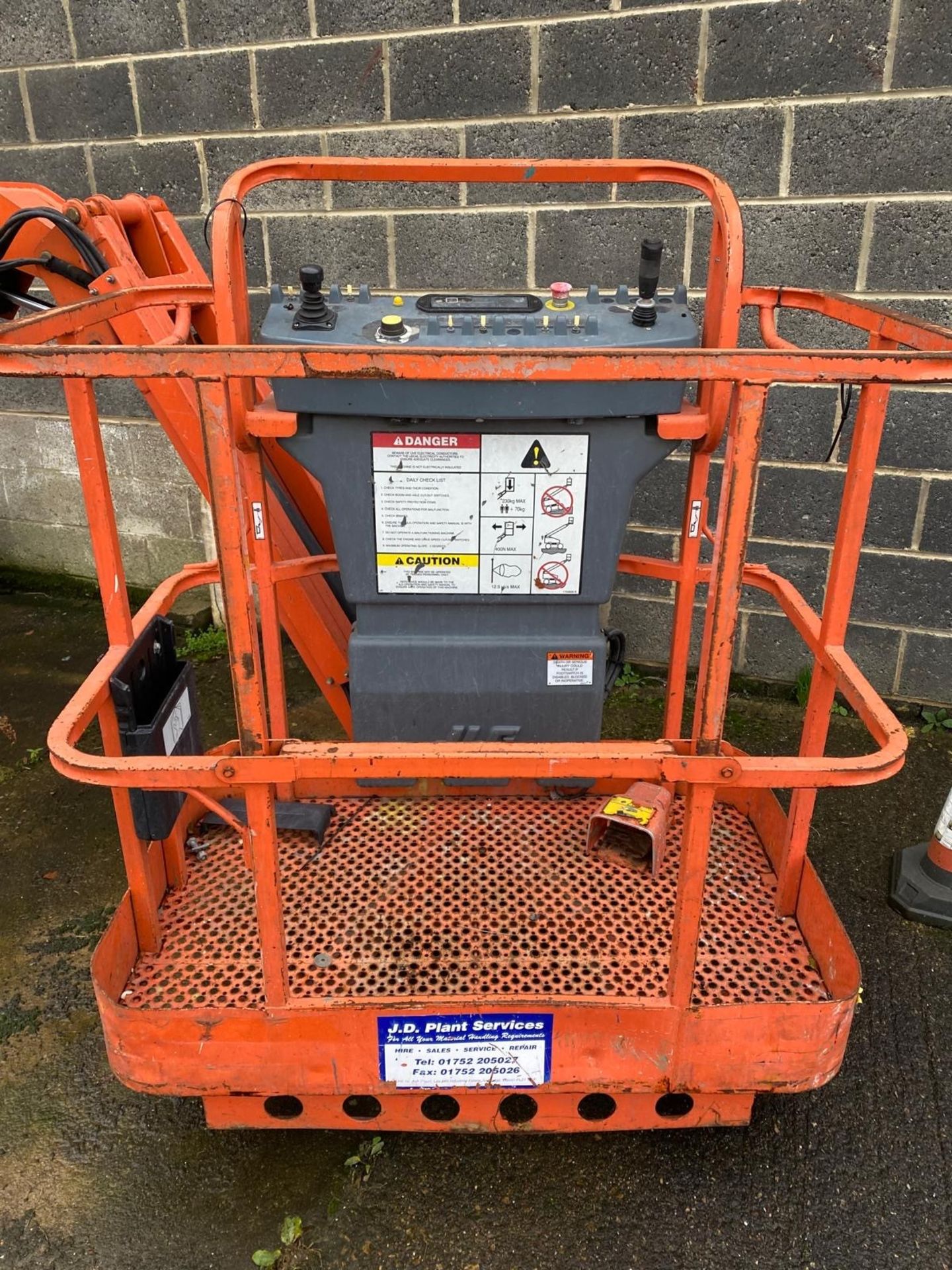 JLG Model E300 Cherry Picker Lift (2000 Model) - Bild 6 aus 12