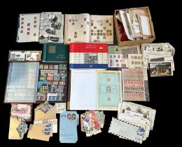 World stamp collection in five stockbooks plus loose, including two well-filled scrapbooks