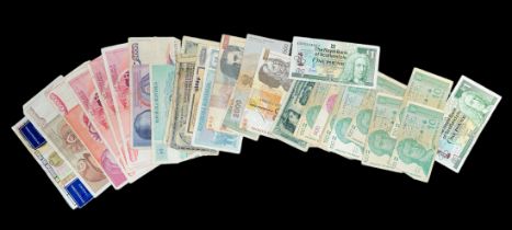 World banknotes (30), in mixed condition with examples from Croatia, Scotland, Slovenia,