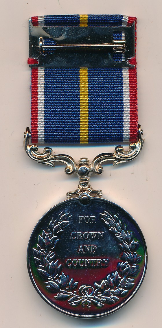 A boxed National Service medal to 5384452 SPR E. POWELL RE. - Image 3 of 3