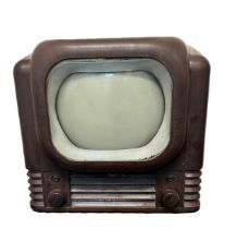 Art Deco Brown Bakelite cased Bush Radio Television Receiver Type TV22. Suffering with a crack on