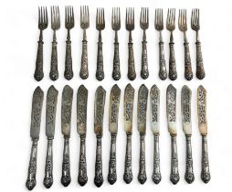 24 fish knives and forks