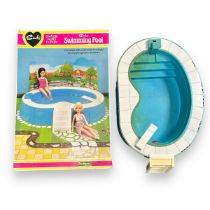 1970s Sindy Swimming Pool No.44388, generally excellent in excellent to good plus Pedigree box (