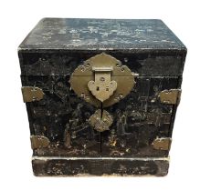 An interesting 19th Century oriental table cabinet. 34cm x 25cm x 36cm.