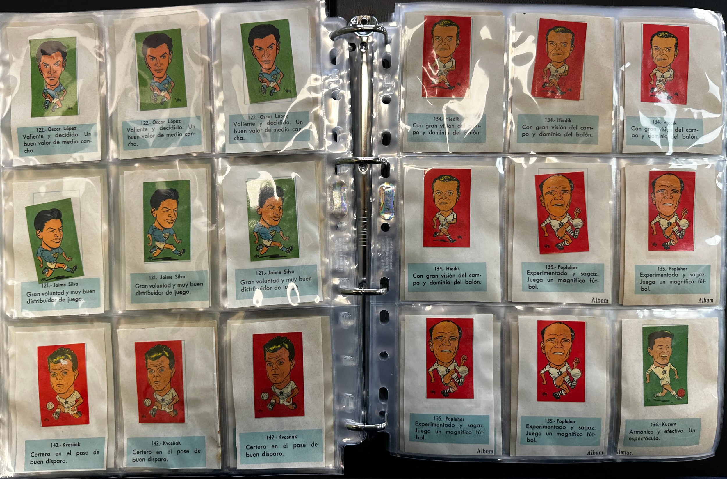 L.C.L./L.O.L. Chile 1962 World Cup Football stickers (approx. 2,500), in 2 albums, all in plastic - Image 5 of 23