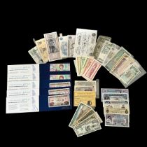 World banknotes collection (100+) in mixed condition with examples from Australia, Denmark, Ireland,
