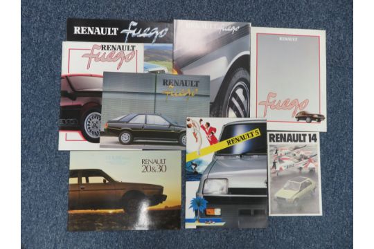 1970s onwards mainly Renault car brochures, generally excellent to good plus (some with dealer - Image 1 of 4