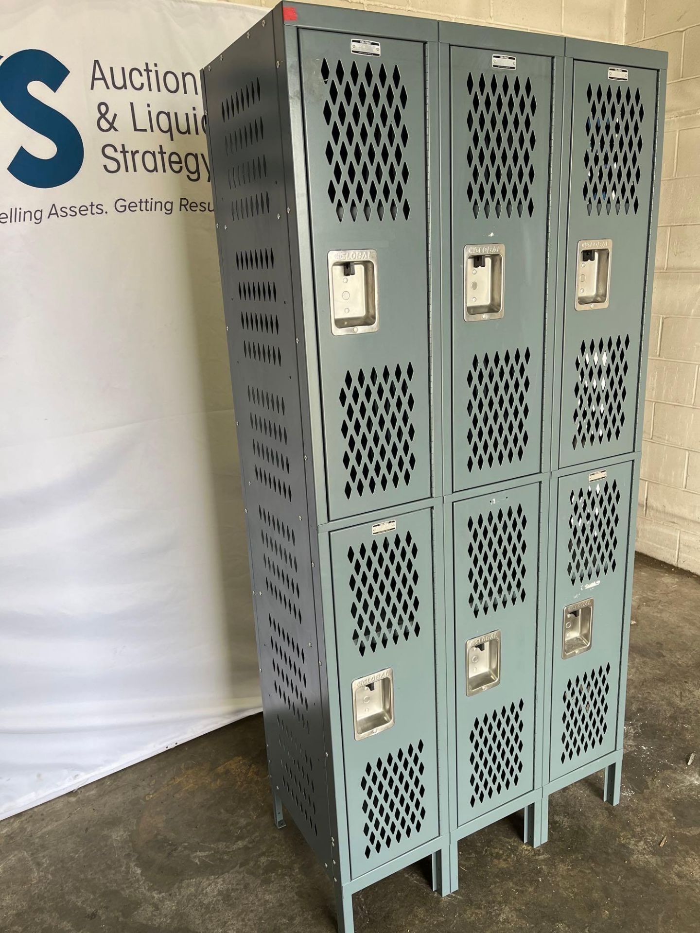 (2) Global 6-Compartment Lockers - Bild 2 aus 4