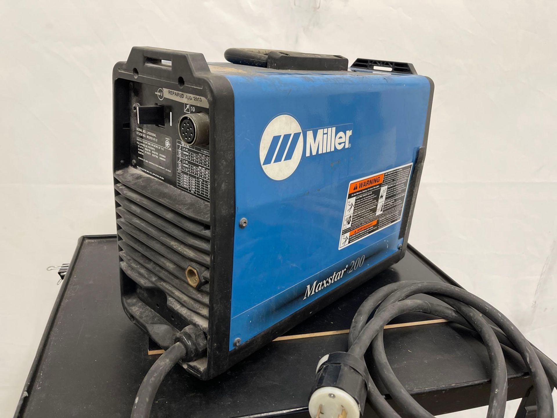 Miller Maxstar 200 Welder