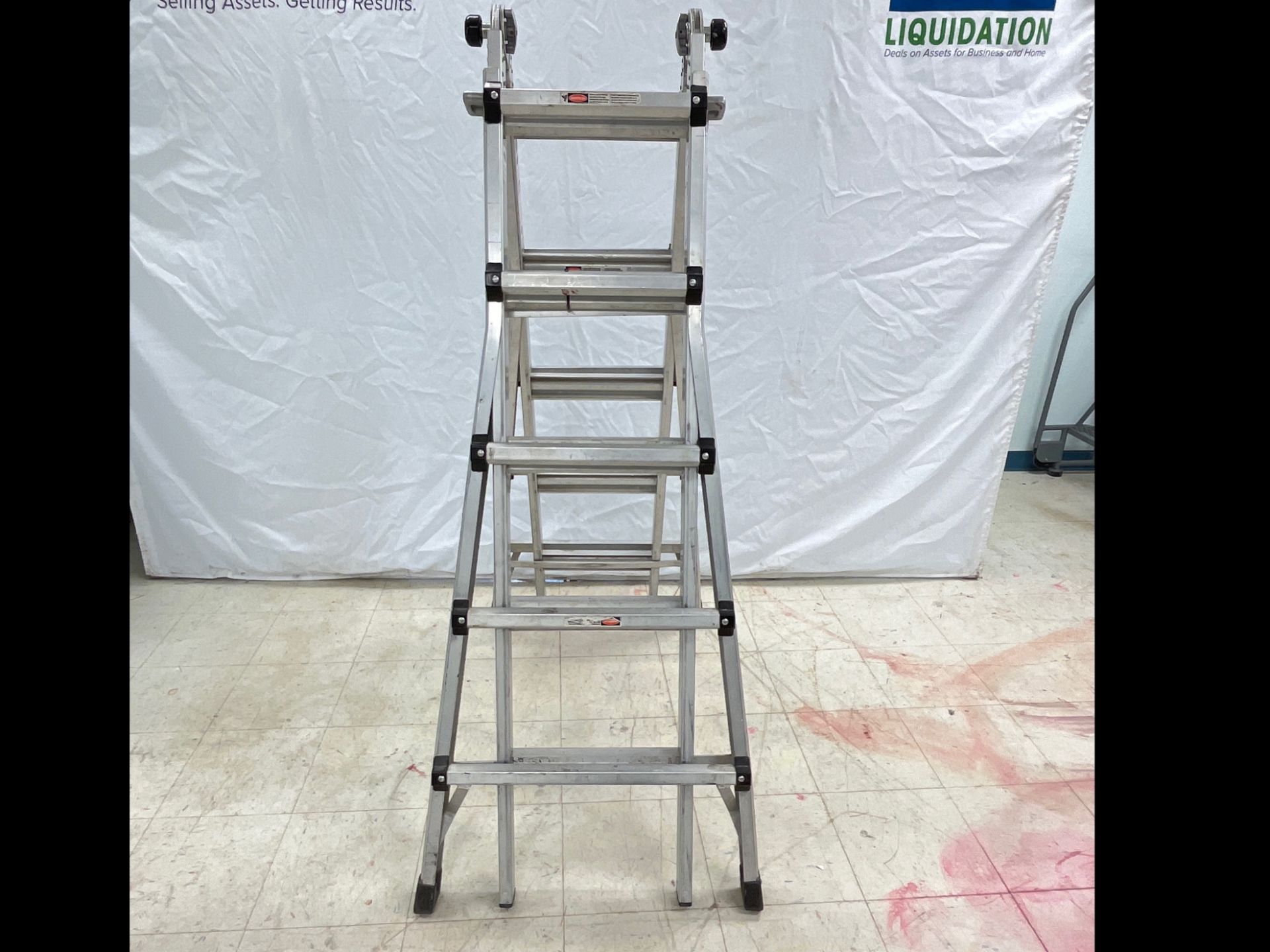 Gorilla Adjustable A-Frame Ladder - Image 2 of 3