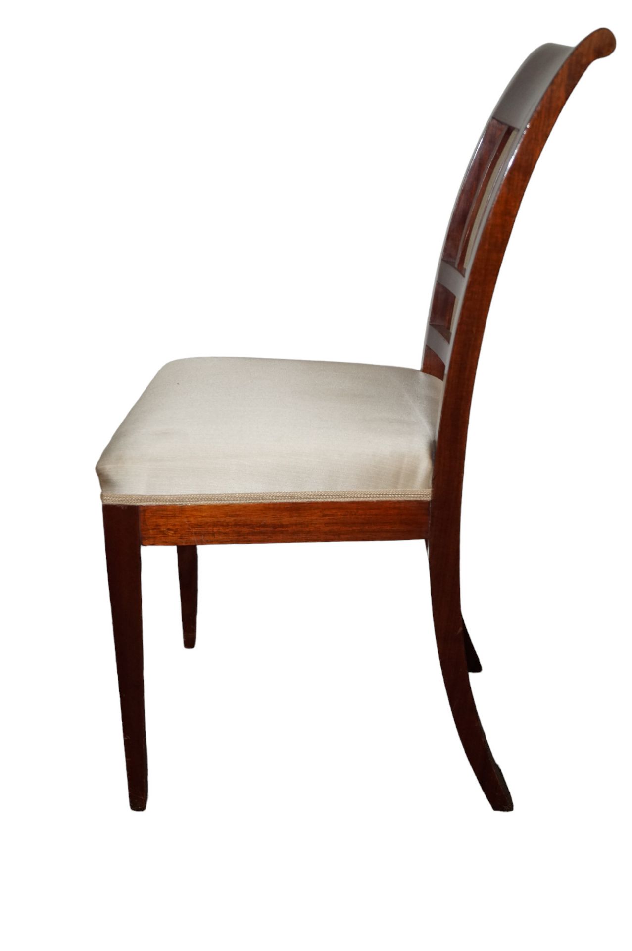 6 Mahagoni Stühle, neuzeitlich bezogen; Biedermeier, um 1830; guter, wohnfertiger  Zustand; Maße je - Bild 4 aus 4