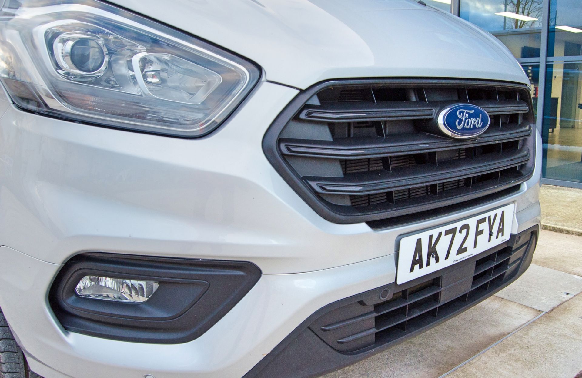 Ford Transit Custom 340 Trend L1 H1 Euro 6 plug in hybrid automatic window cleaning converted - Image 14 of 34