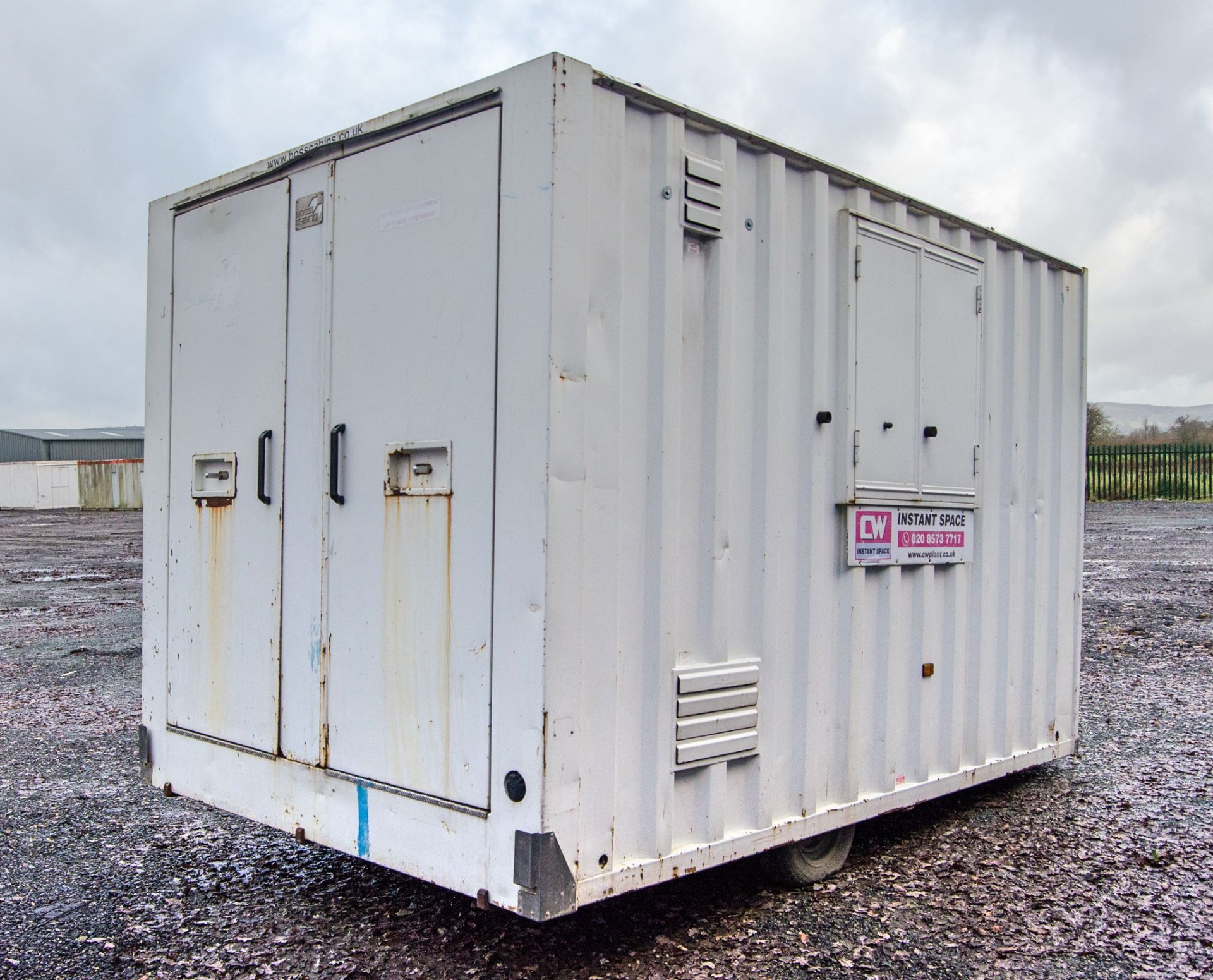 Boss Cabins 12 ft x 6 ft steel anti vandal mobile welfare site unit Comprising of: Canteen area, - Image 3 of 11