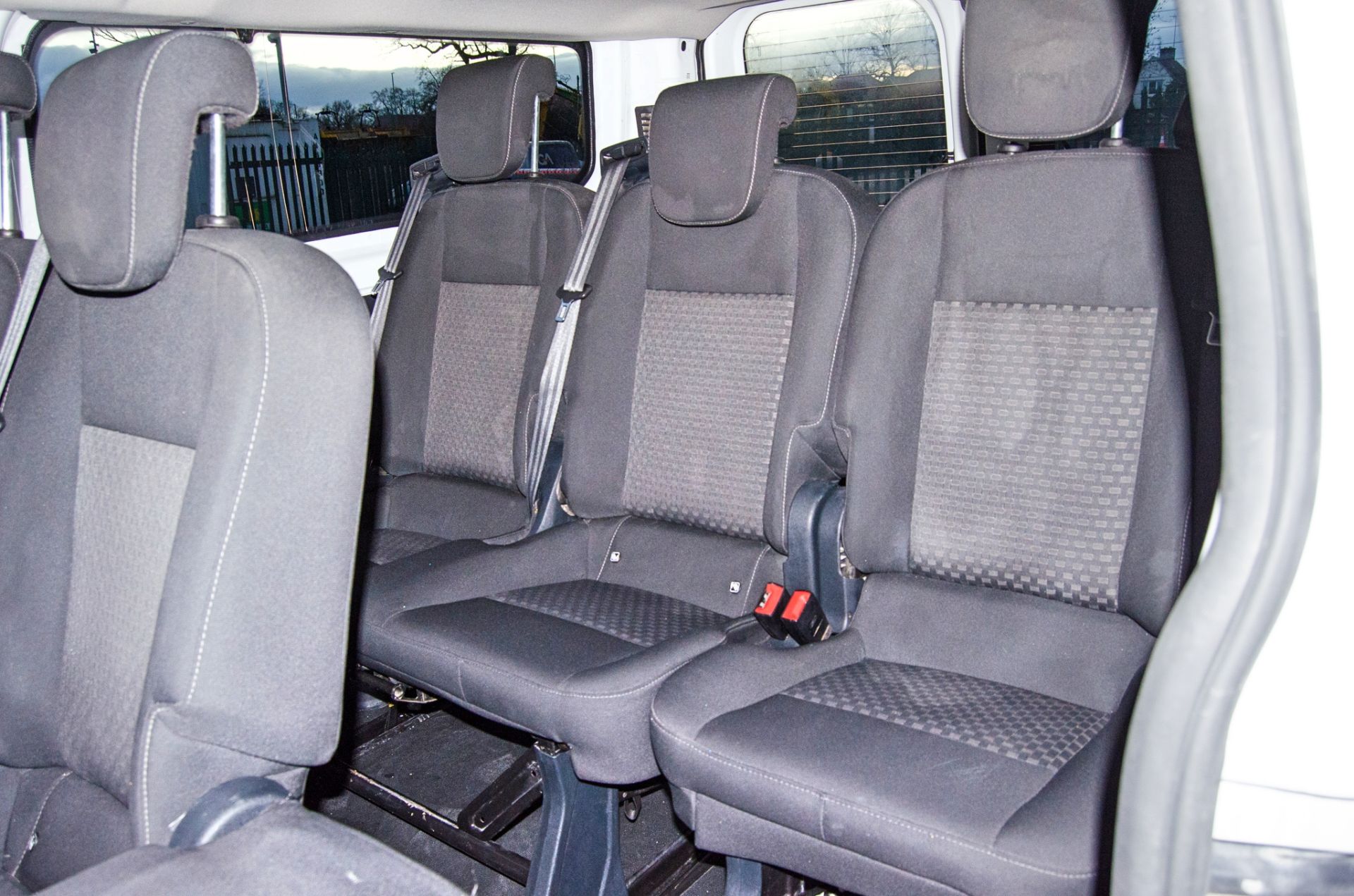 Ford Transit Custom 320 Trend Ecoblue Euro 6 2 litre diesel 6 speed manual 9 seat minibus - Image 26 of 35