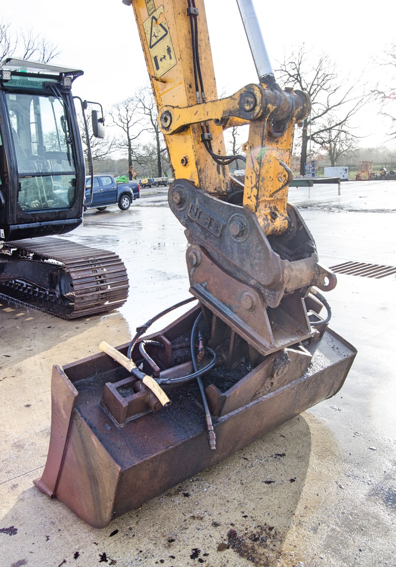 JCB JS130LC 13 tonne steel tracked excavator Year: 2017 S/N: 2442134 Recorded Hours: 4583 piped, - Image 15 of 26