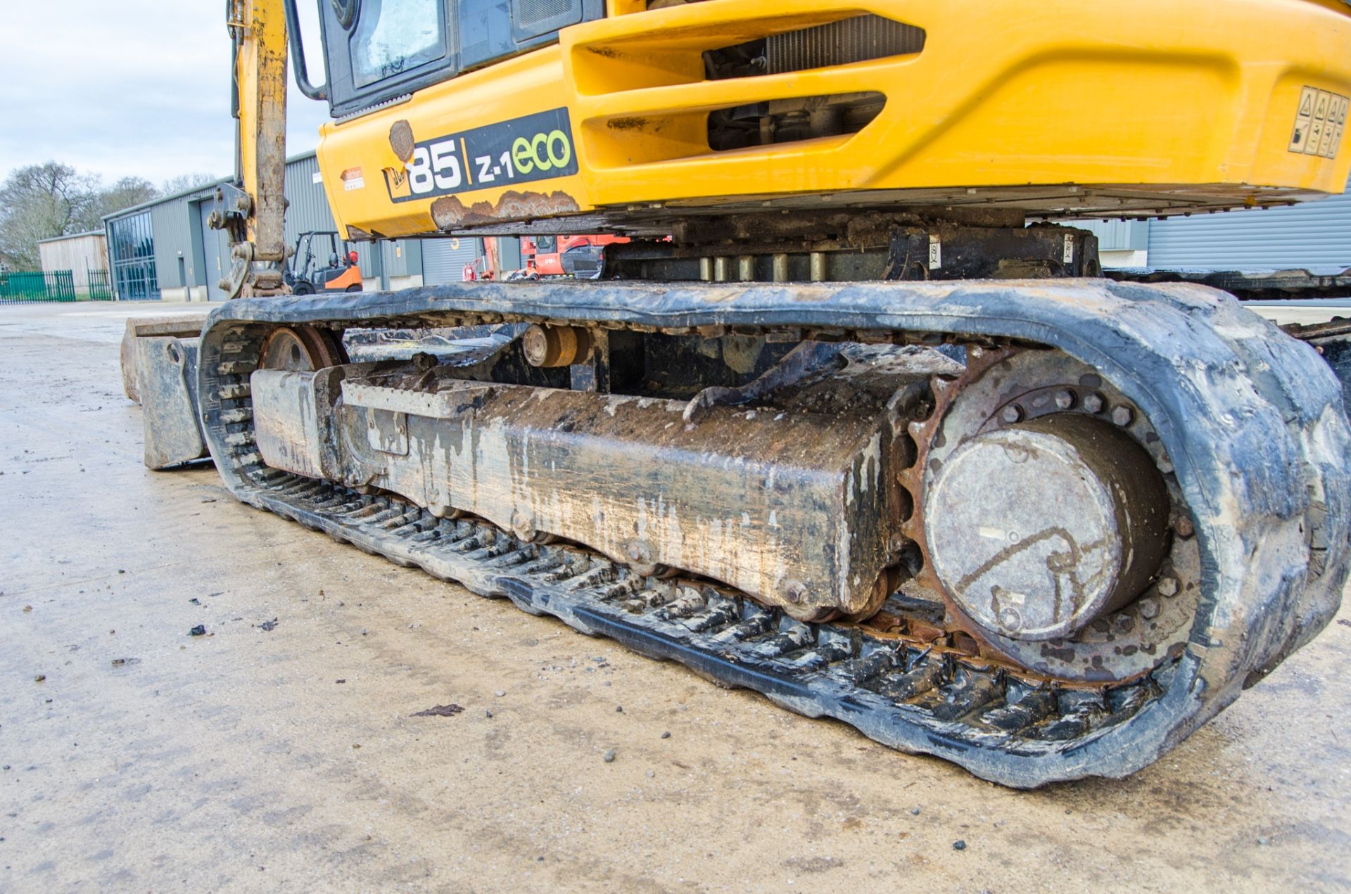 JCB 85 Z-1 ECO 8.5 tonne rubber tracked excavator Year: 2017 S/N: 2501060 Recorded Hours: 4788 - Image 12 of 25