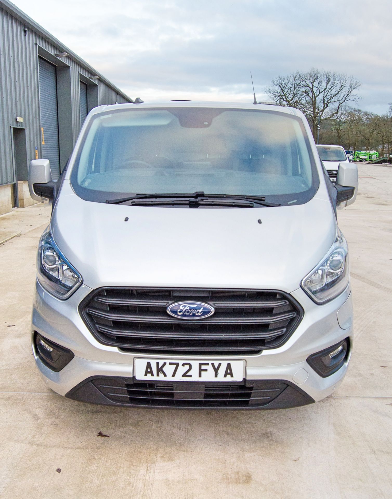 Ford Transit Custom 340 Trend L1 H1 Euro 6 plug in hybrid automatic window cleaning converted - Image 5 of 34
