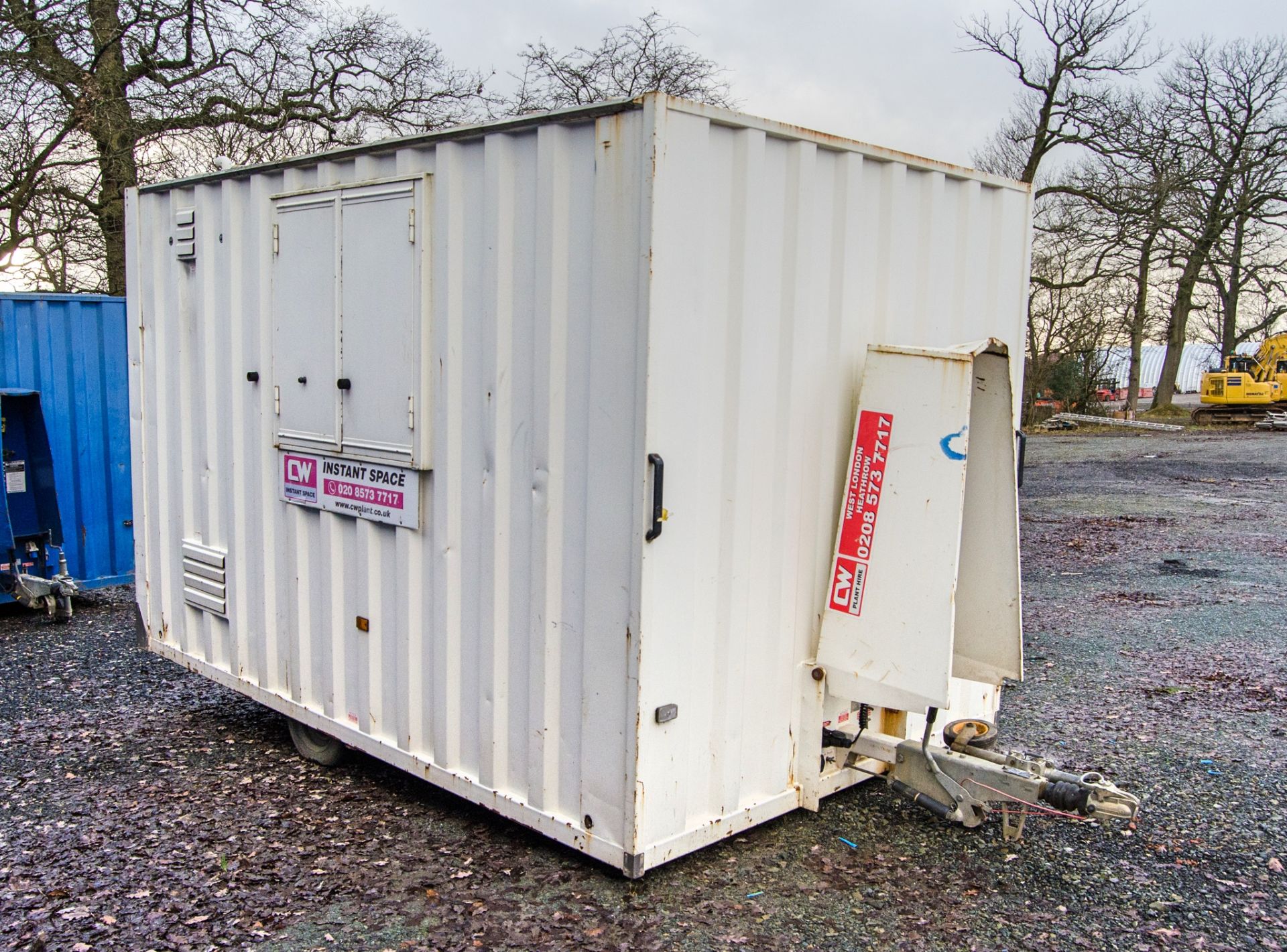 Boss Cabins 12 ft x 6 ft steel anti vandal mobile welfare site unit Comprising of: Canteen area, - Image 2 of 11