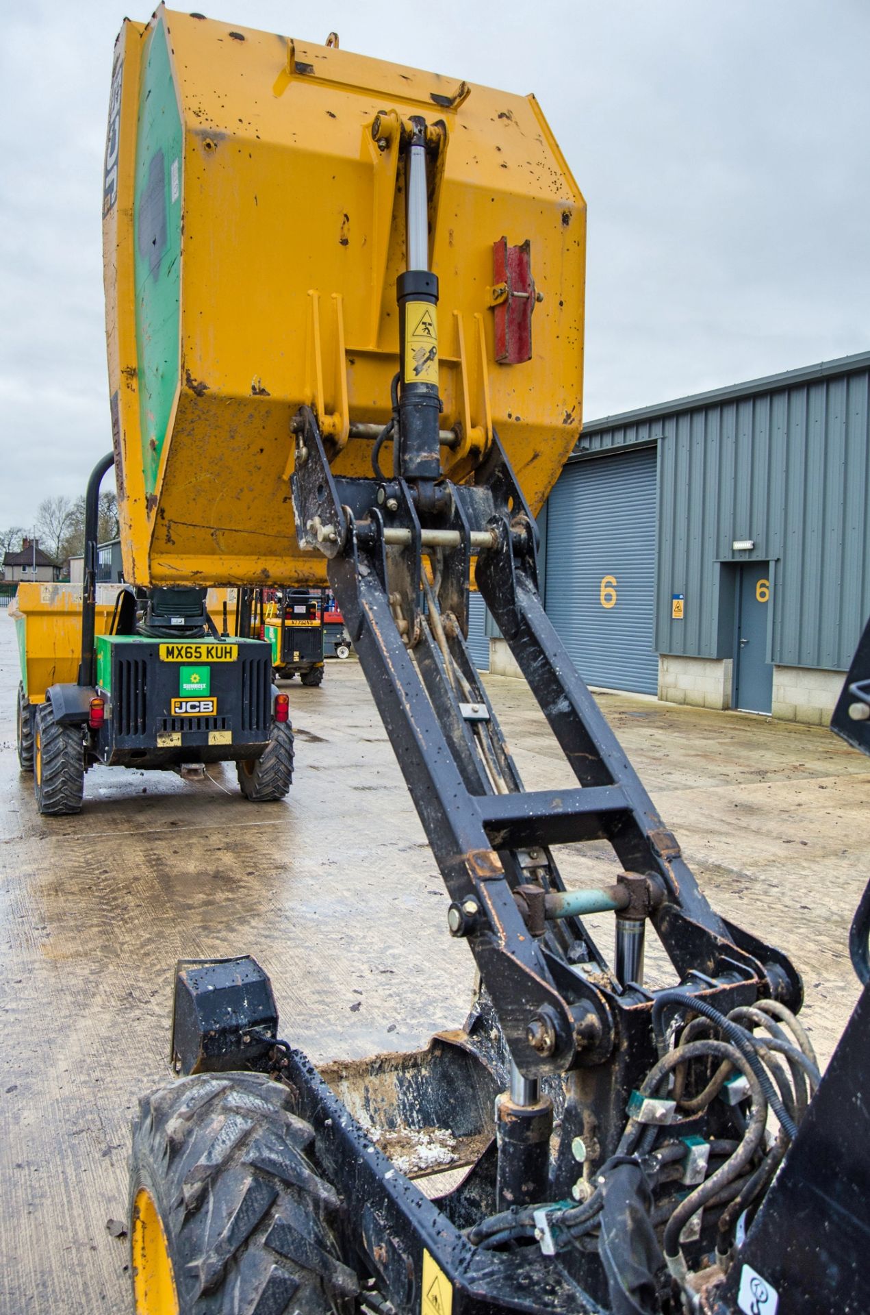 JCB 1THT 1 tonne hi-tip dumper Year: 2016 S/N: EGGRA3553 Recorded Hours: 971 A751513 - Image 12 of 23