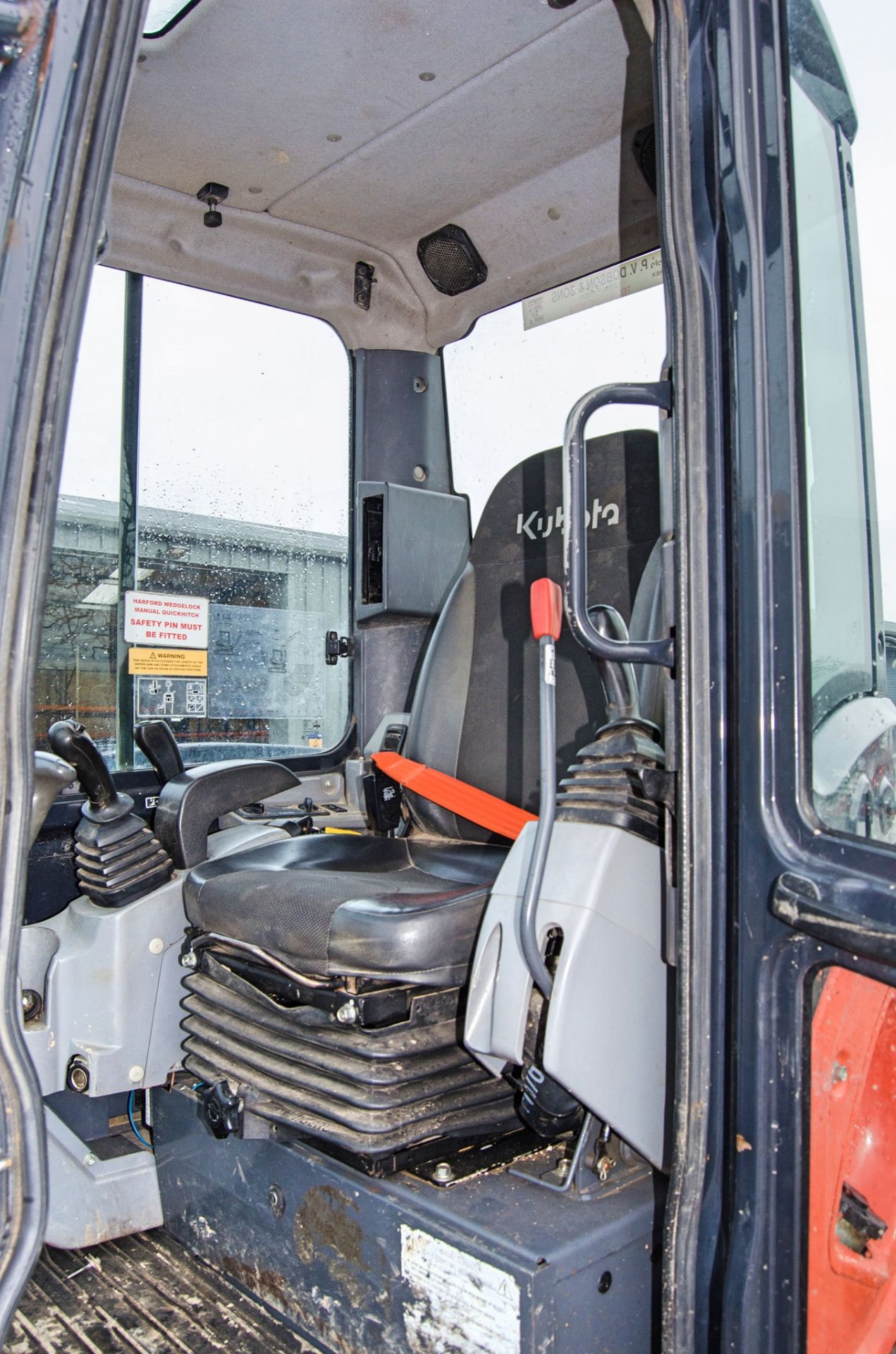 Kubota U48-4 4.8 tonne rubber tracked excavator Year: 2015 S/N: 52755 Recorded Hours: 3595 blade, - Image 19 of 25