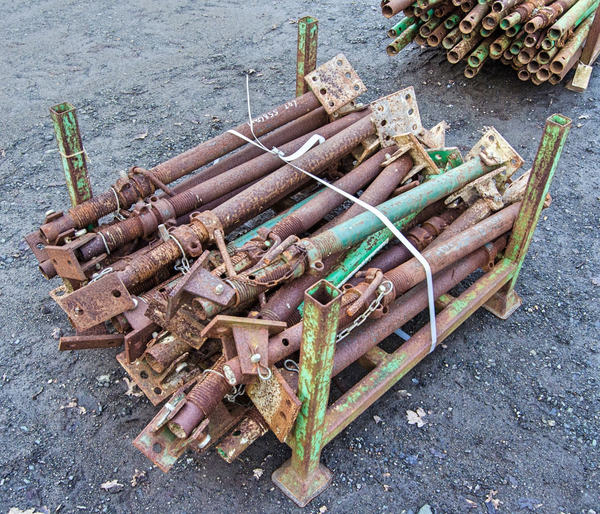 Stillage of steel props as photographed - Image 2 of 2