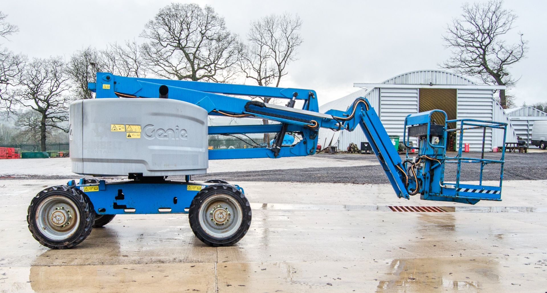 Genie Z45/25J diesel/battery electric 4 wheel drive articulated boom lift access platform Year: 2014 - Image 8 of 19