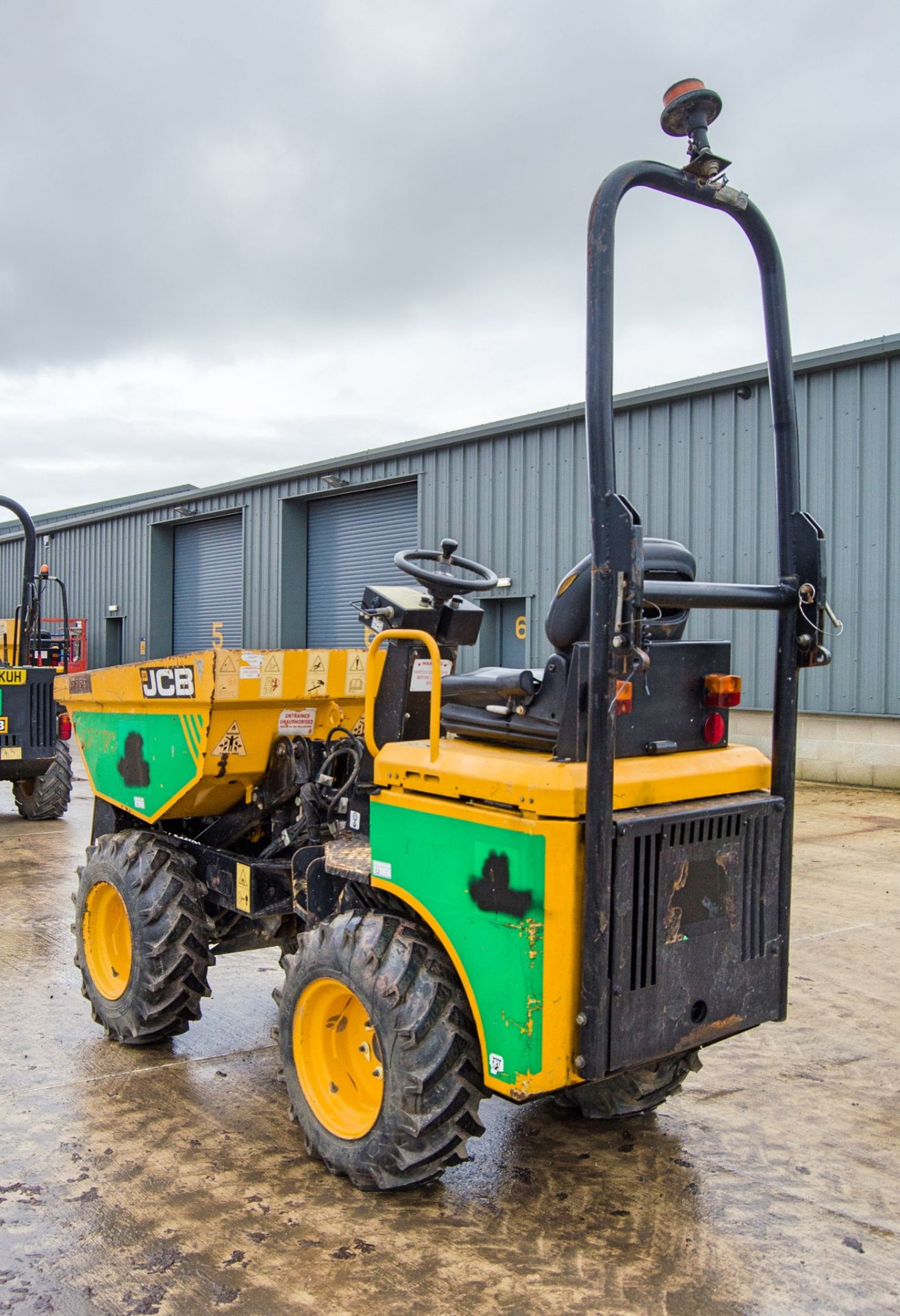 JCB 1THT 1 tonne hi-tip dumper Year: 2016 S/N: EGGRA3553 Recorded Hours: 971 A751513 - Image 4 of 23