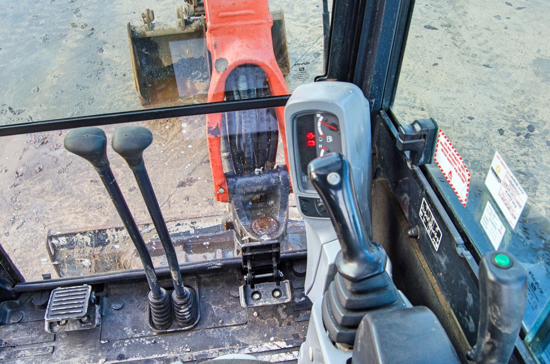 Kubota U27-4 2.7 tonne rubber tracked excavator Year: 2016 S/N: 58406 Recorded Hours: 2613 blade, - Image 20 of 24