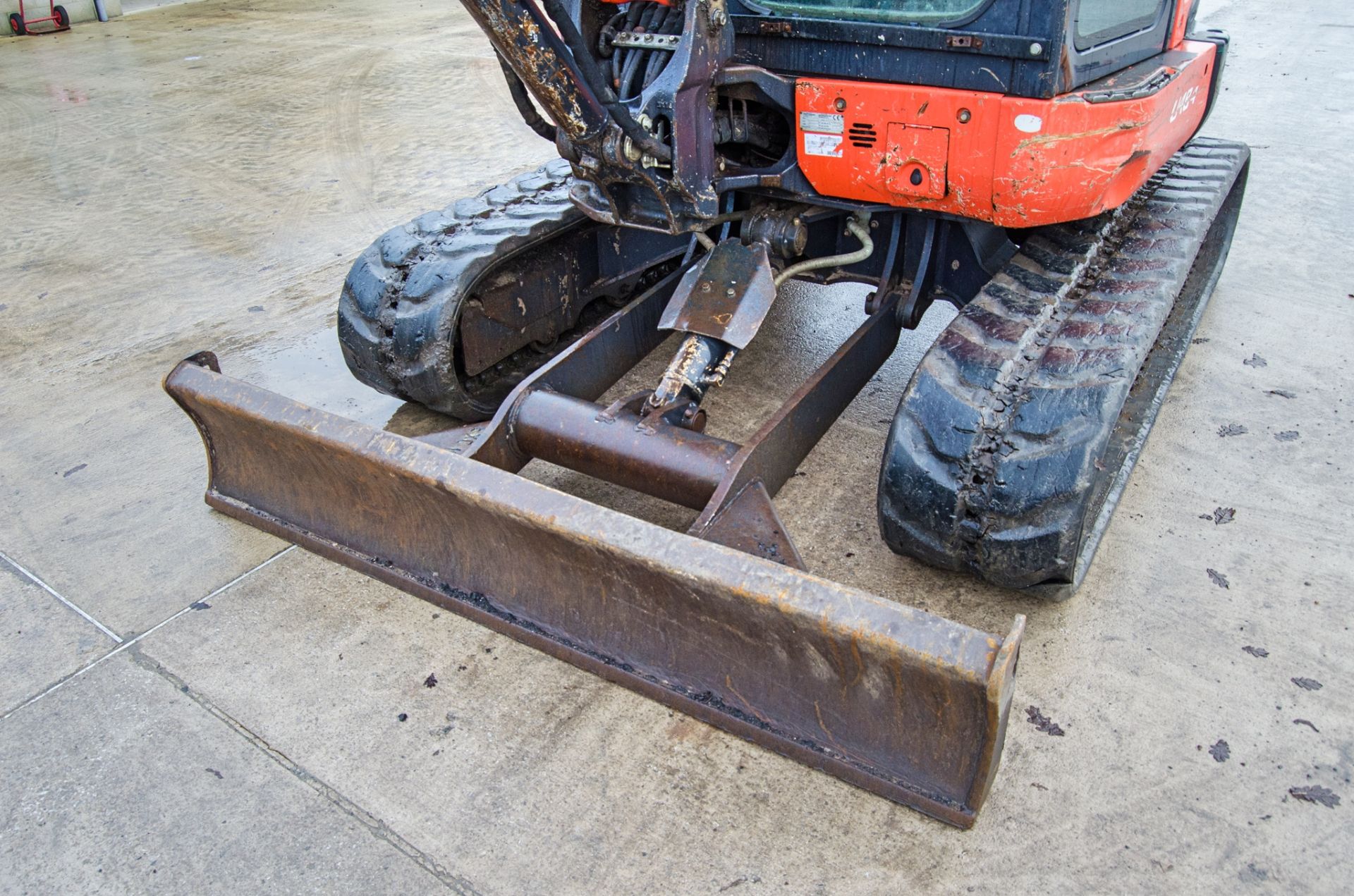 Kubota U48-4 4.8 tonne rubber tracked excavator Year: 2015 S/N: 52755 Recorded Hours: 3595 blade, - Image 13 of 25