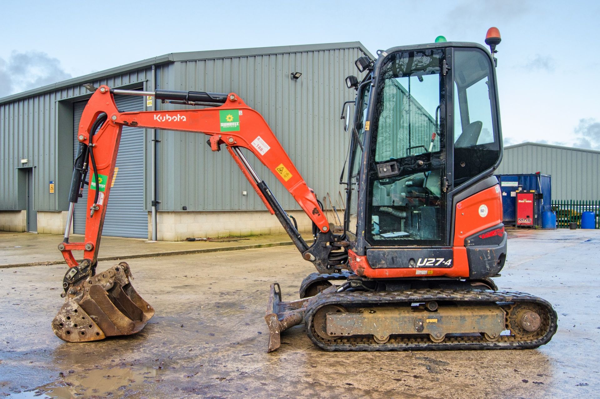 Kubota U27-4 2.7 tonne rubber tracked excavator Year: 2016 S/N: 58406 Recorded Hours: 2613 blade, - Image 7 of 24