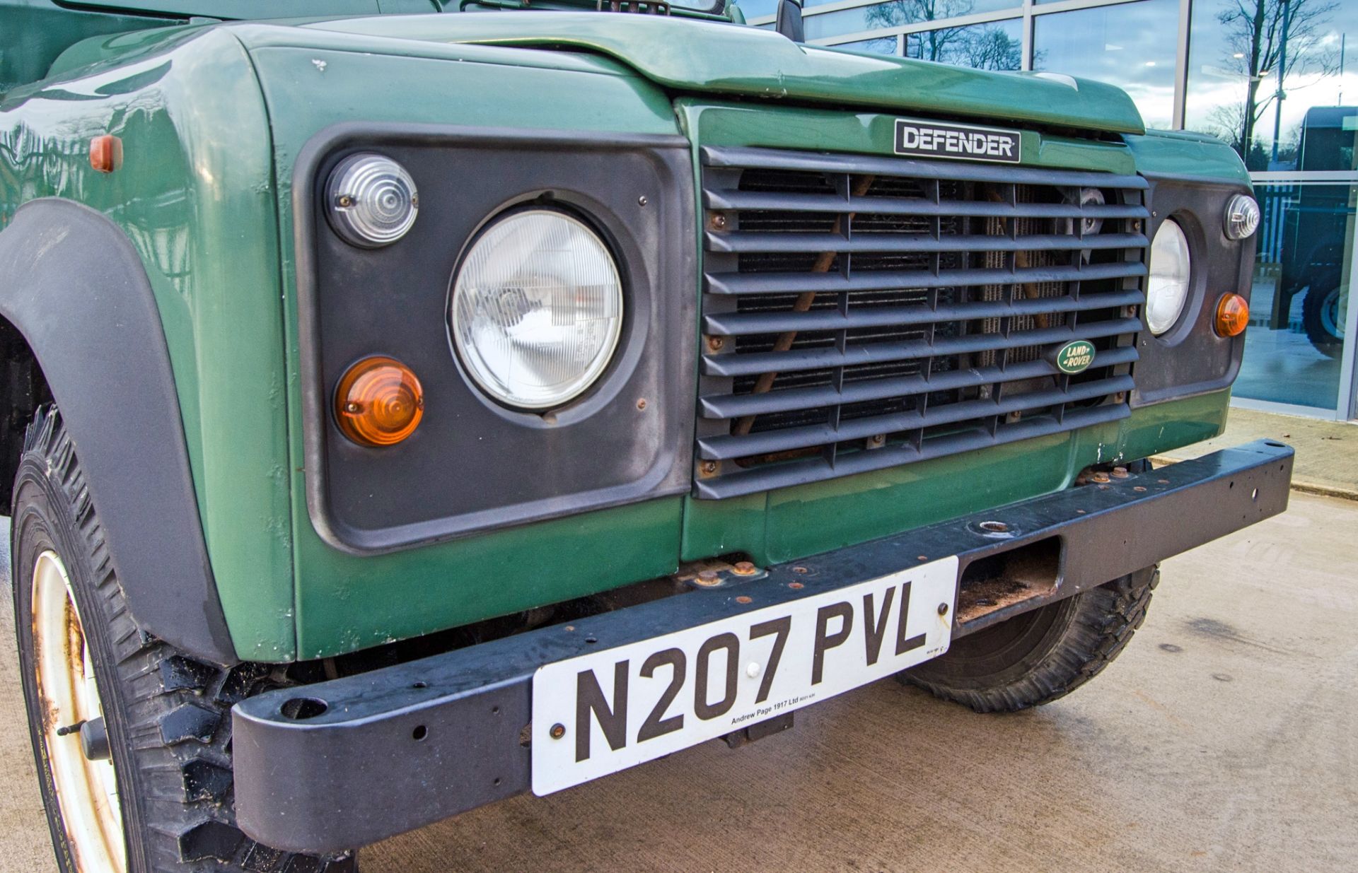 Land Rover Defender 90 2.5 Tdi 4 wheel drive utility vehicle Registration Number: N207 PVL Date of - Image 14 of 32