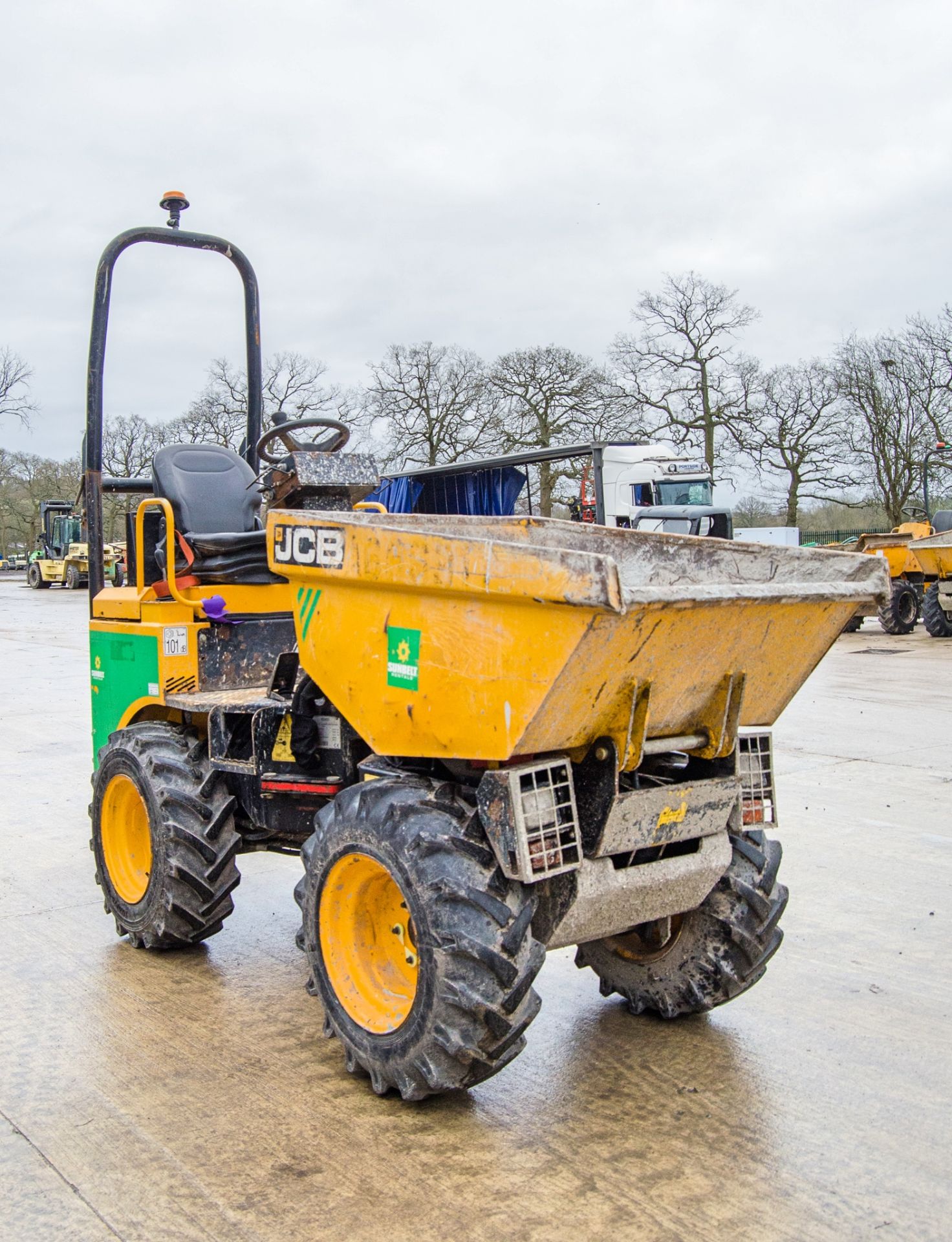 JCB 1THT 1 tonne hi-tip dumper Year: 2015 S/N: EFFRA2454 Recorded Hours: 1833 c/w V5 certificate - Image 2 of 23