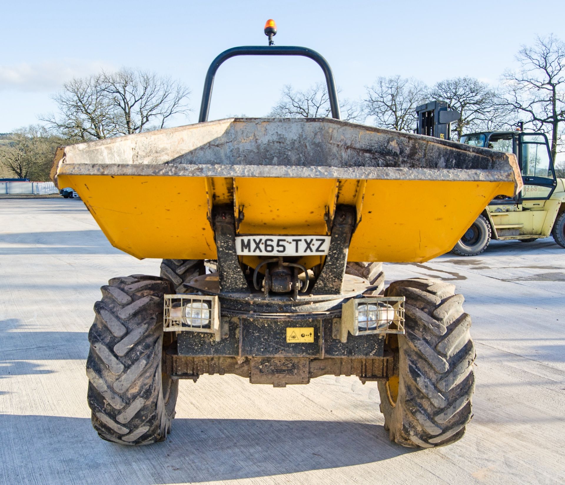 JCB 6 tonne swivel skip dumper Year: 2015 S/N: EFFRL8615 Recorded Hours: 1841 c/w V5 certificate - Image 5 of 20