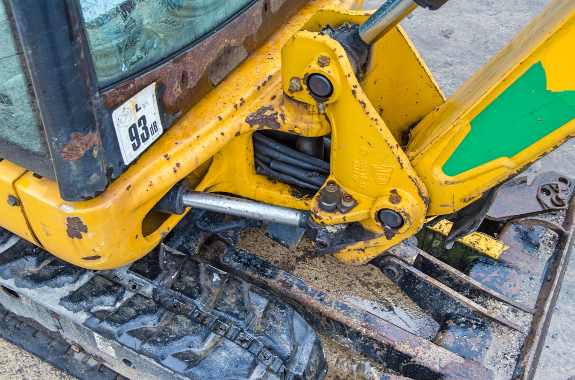 JCB 8018 CTS 1.5 tonne rubber tracked mini excavator Year: 2017 S/N: 2593504 Recorded Hours: 1467 - Image 19 of 27