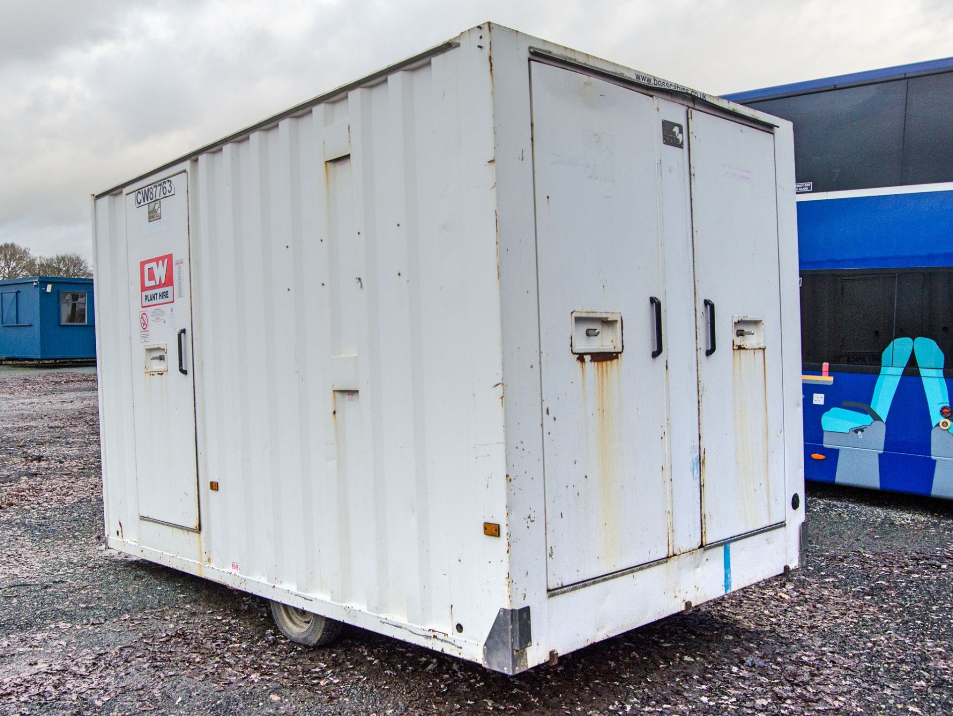 Boss Cabins 12 ft x 6 ft steel anti vandal mobile welfare site unit Comprising of: Canteen area, - Image 4 of 11