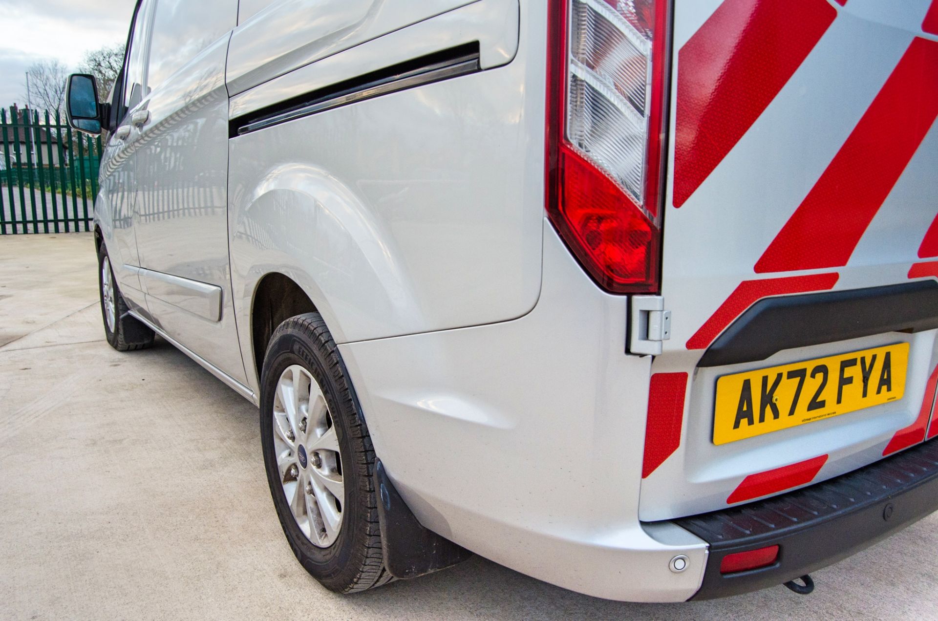 Ford Transit Custom 340 Trend L1 H1 Euro 6 plug in hybrid automatic window cleaning converted - Image 11 of 34