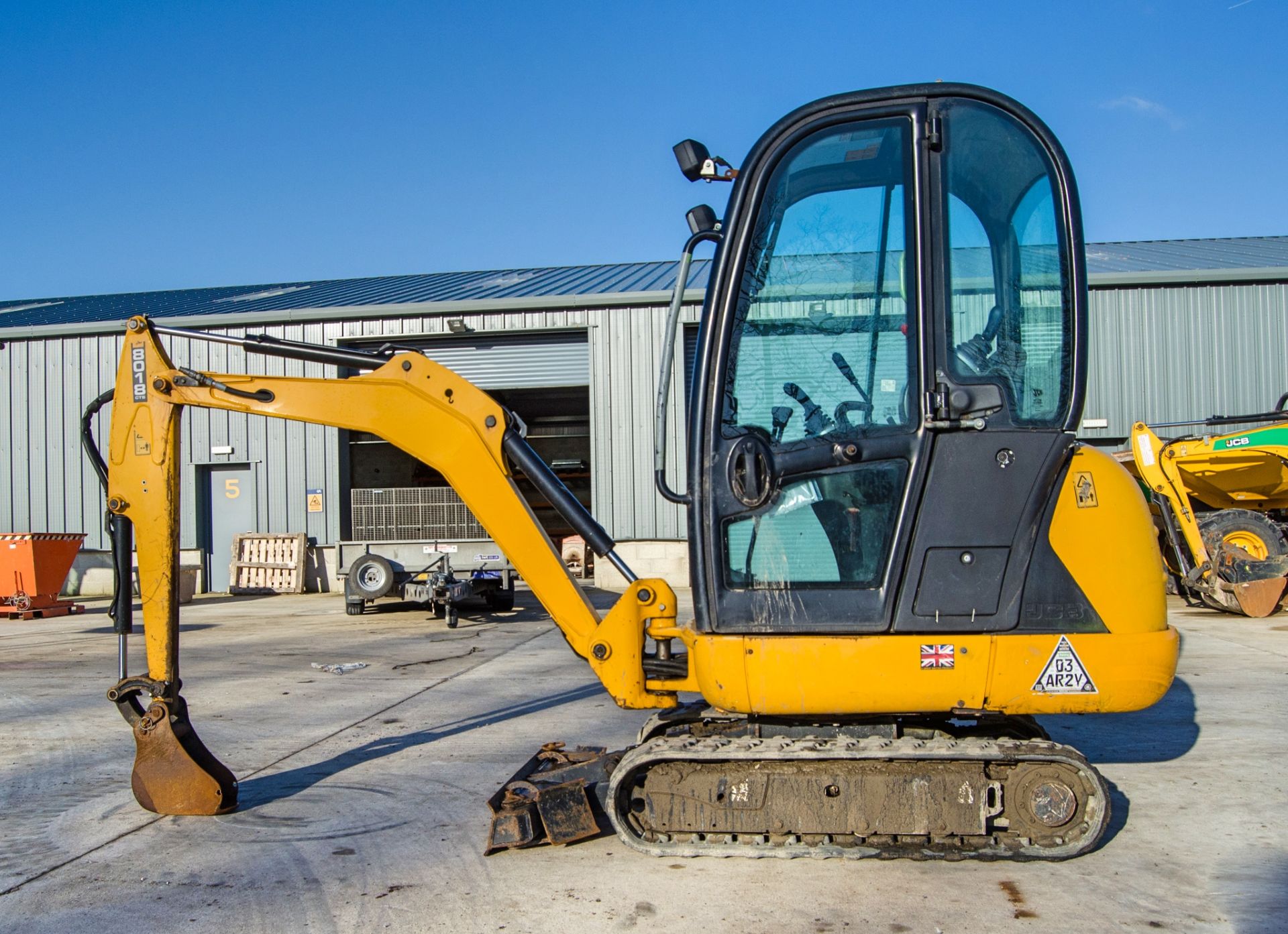 JCB 8018 CTS 1.5 tonne rubber tracked mini excavator Year: 2017 S/N: 2545635 Recorded Hours: 1385 - Image 7 of 26