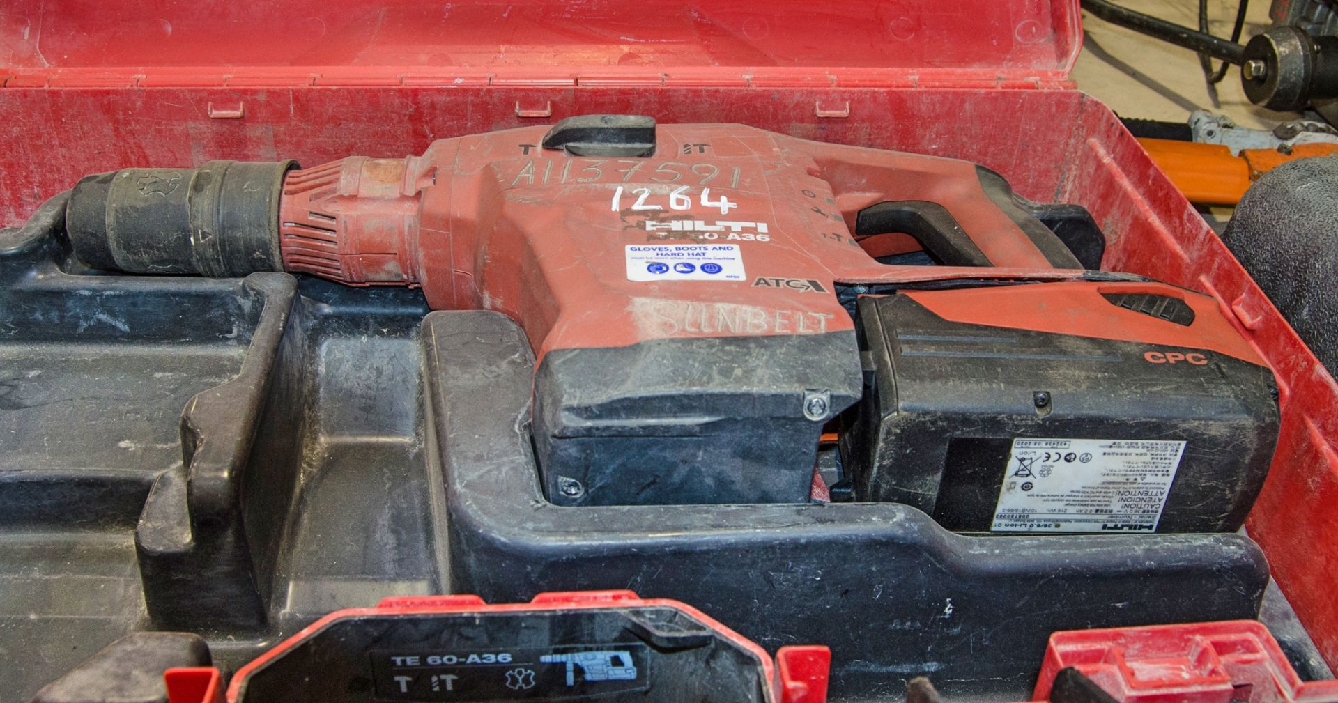 Hilti TE60-A36 36v cordless SDS rotary hammer drill c/w battery and carry case ** No charger **
