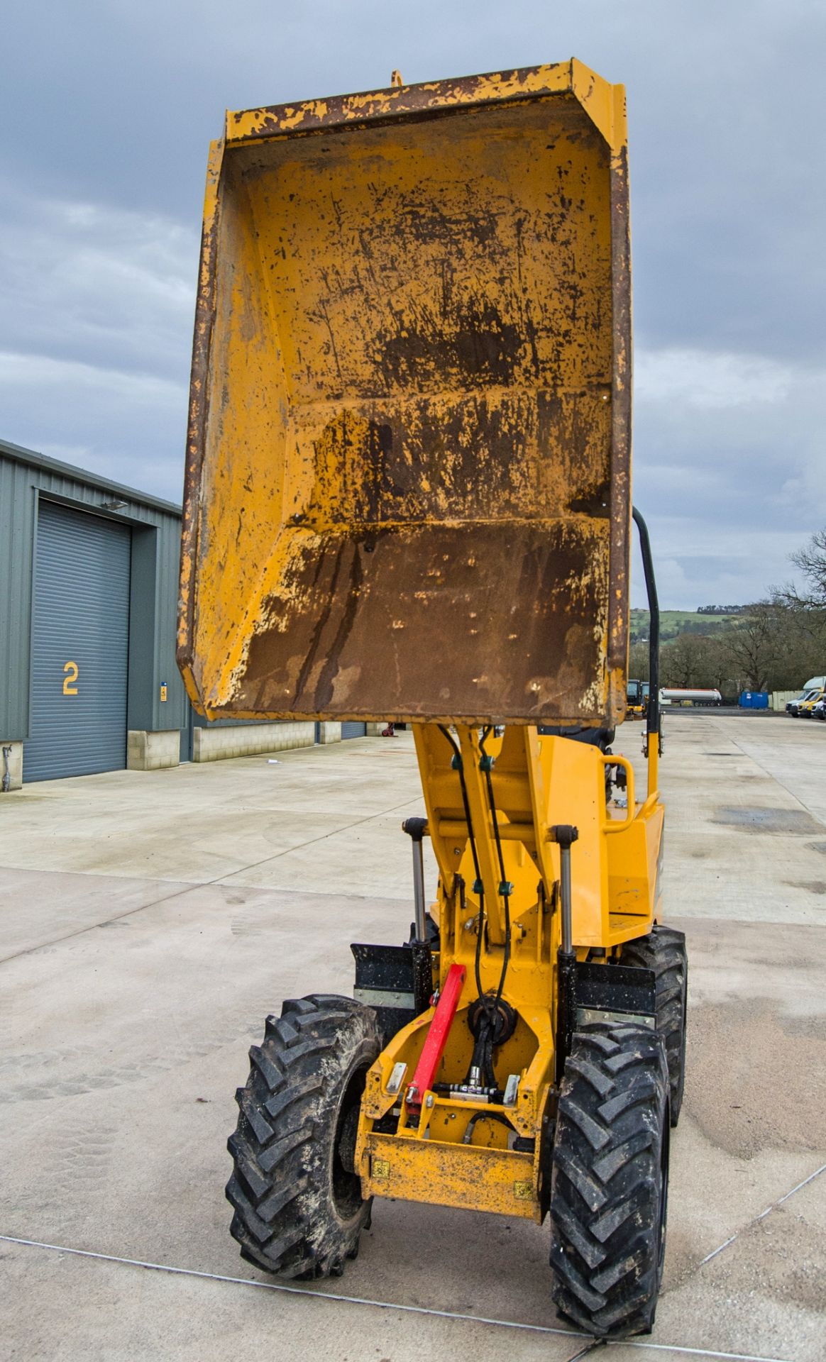 Thwaites 1 tonne Hi-tip dumper Year: 2021 S/N: 101F4617 Recorded Hours: 192 2108TWT902 - Image 10 of 21