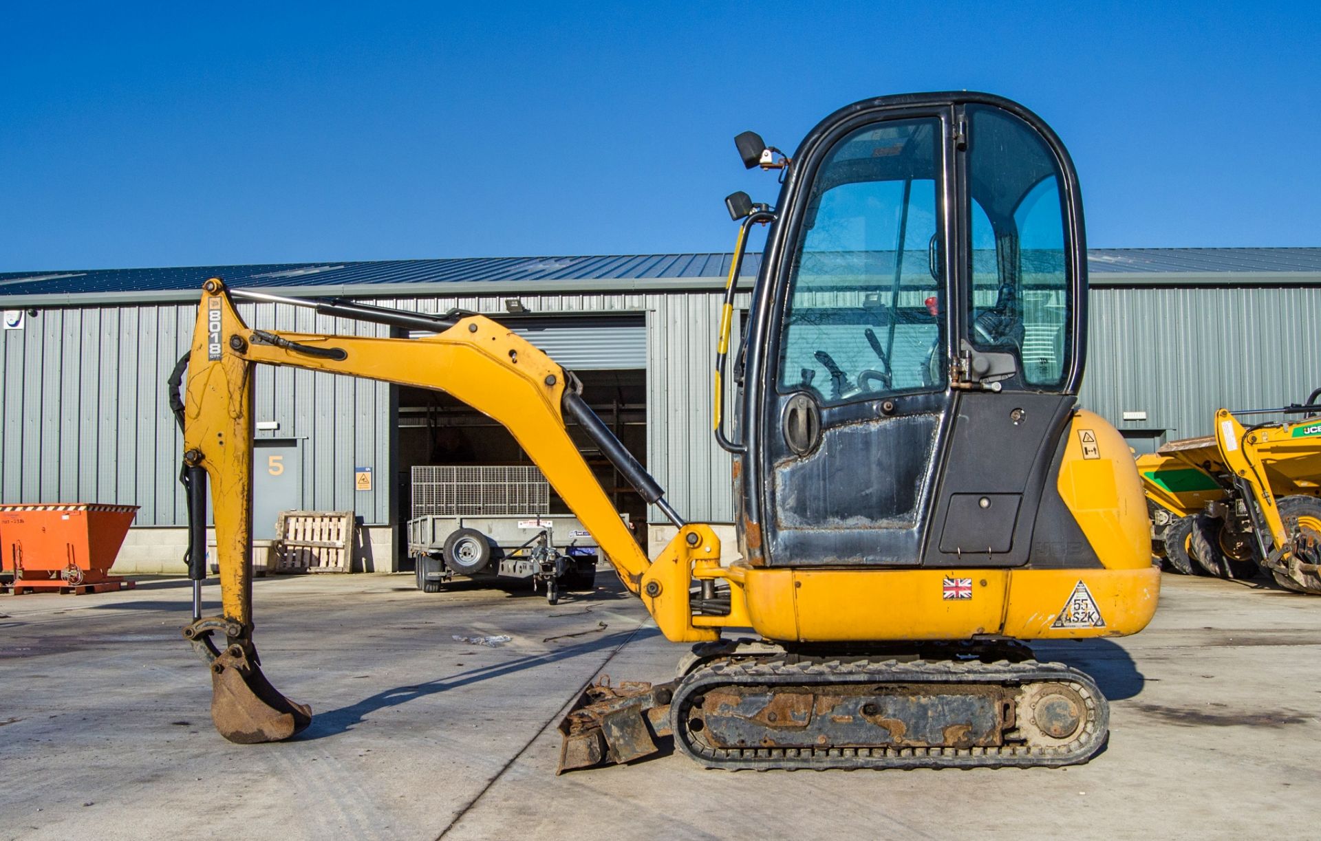 JCB 8018 CTS 1.5 tonne rubber tracked mini excavator Year: 2017 S/N: 2583538 Recorded Hours: 1950 - Image 7 of 26