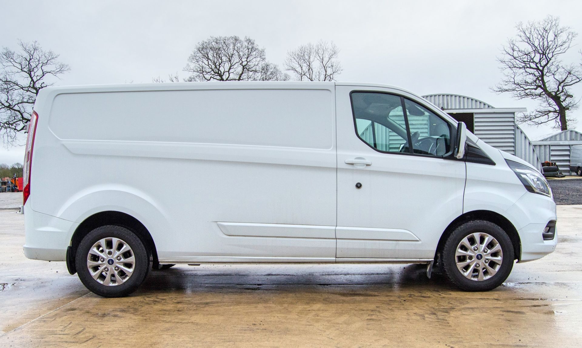 Ford Transit Custom 300 Limited Blue 6 speed manual panel van Registration Number: MW20 SFF Date - Image 7 of 30