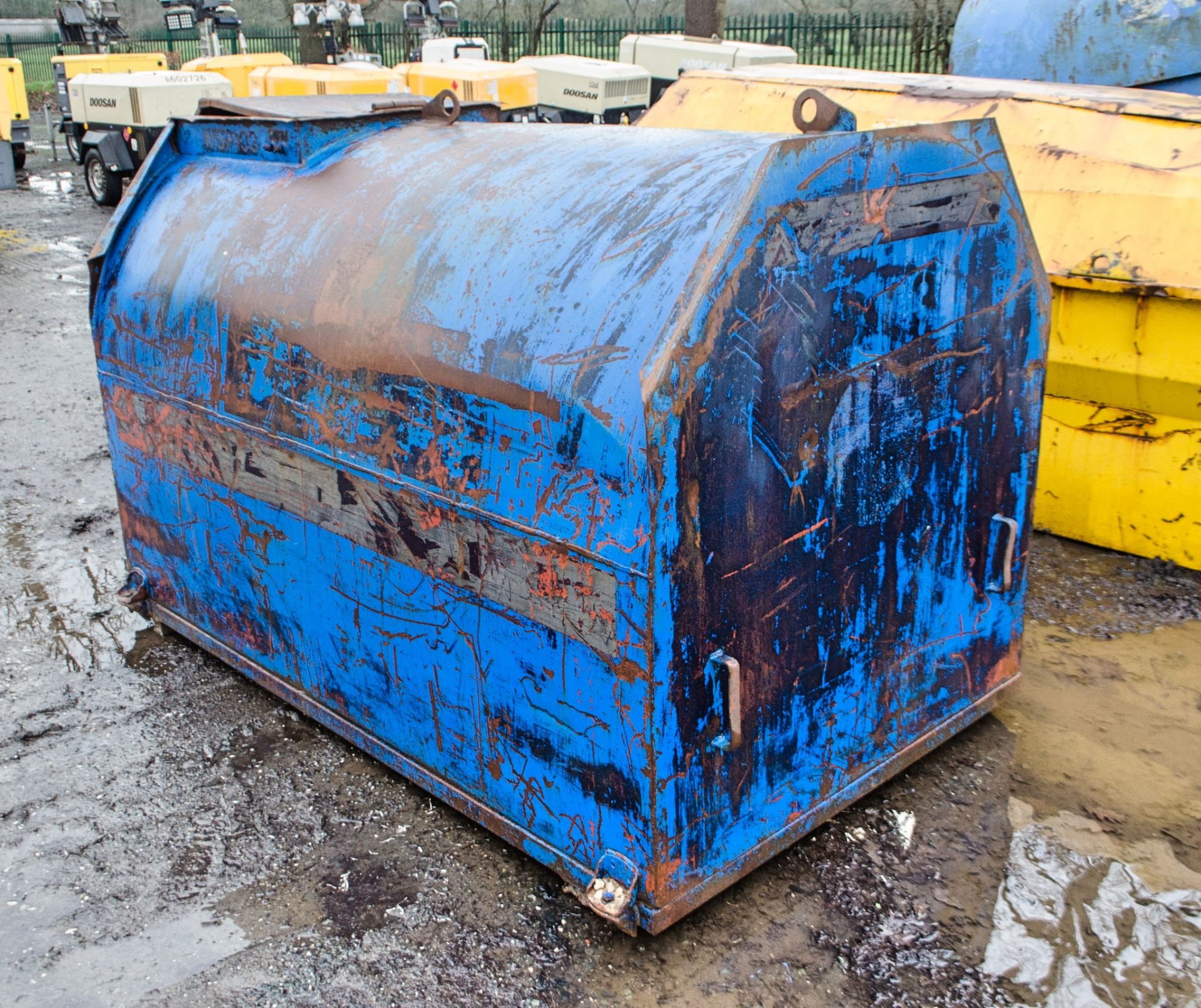 2000 litre static bunded fuel bowser c/w manual pump, delivery hose and nozzle WSP103 - Image 4 of 6
