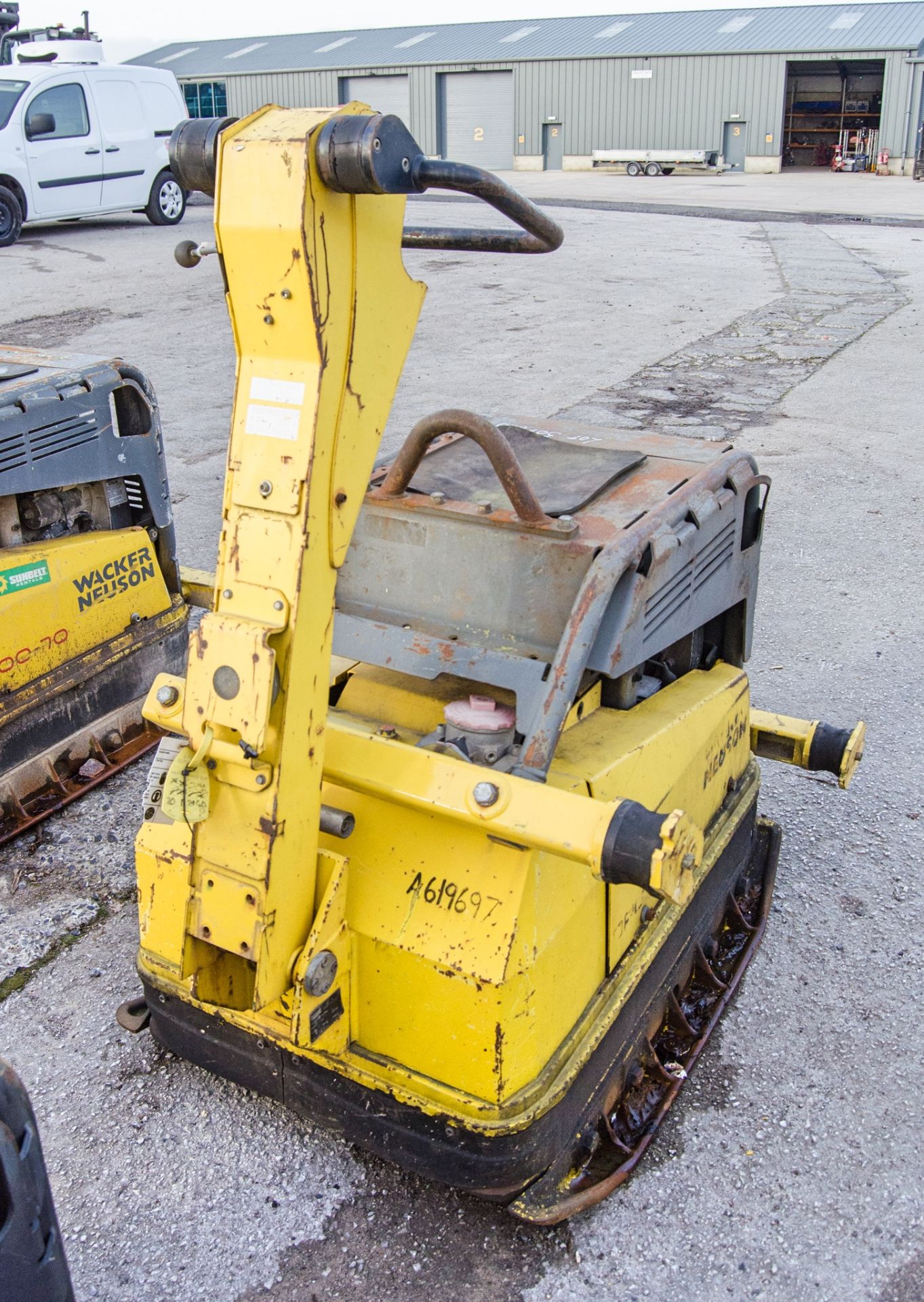 Wacker Neuson DPU100-70 diesel driven forward/reverse compactor plate A619697 - Image 2 of 3