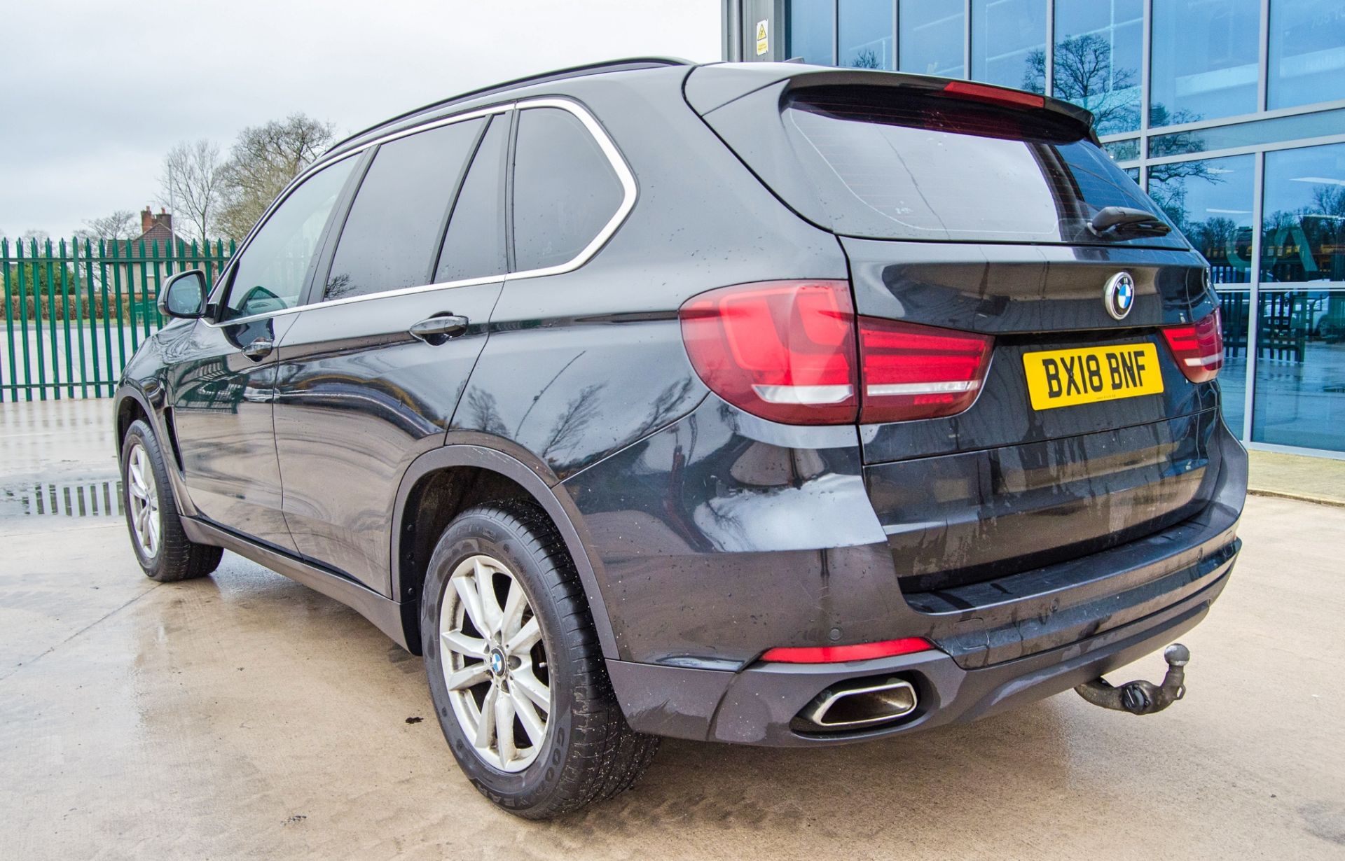 BMW X5 XDRIVE 30D 2999cc diesel automatic estate car EX POLICE Registration Number: BX18 BNF Date of - Image 4 of 32