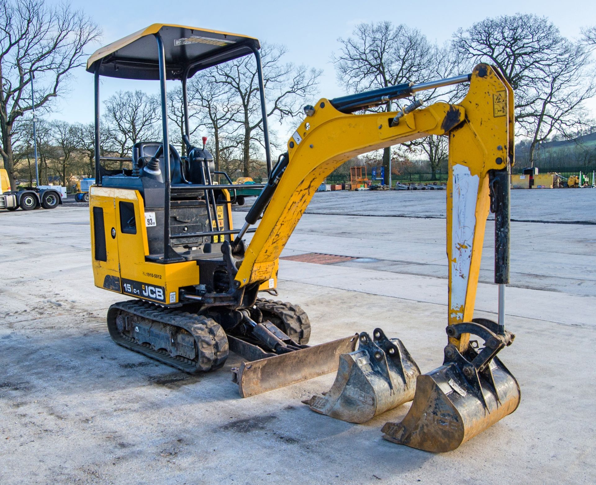 JCB 15 C-1 1.5 tonne rubber tracked mini excavator Year: 2019 S/N: 2710370 Recorded Hours: 783 - Image 2 of 24