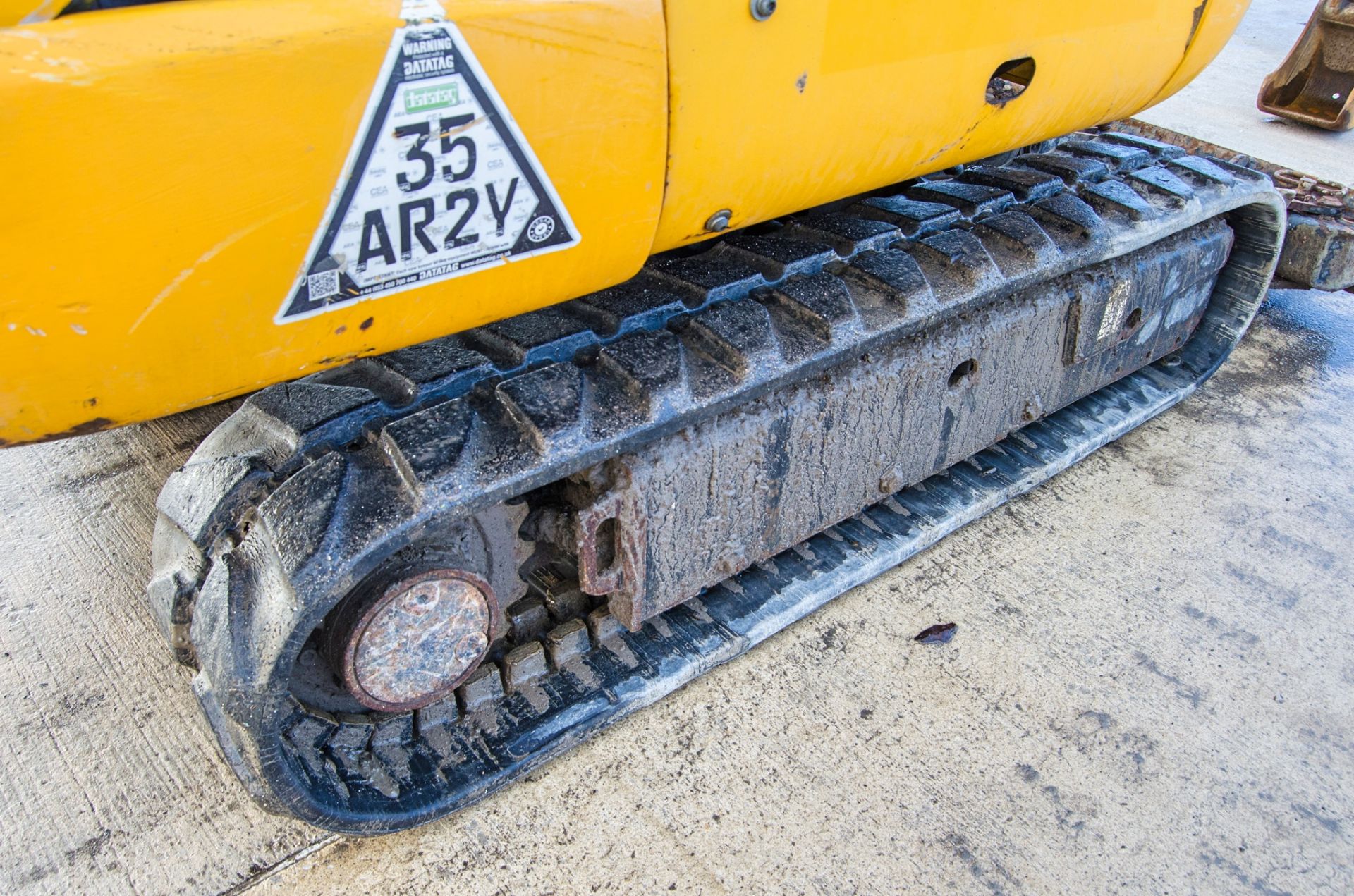 JCB 8018 CTS 1.5 tonne rubber tracked mini excavator Year: 2017 S/N: 2545640 Recorded Hours: 1679 - Image 9 of 26